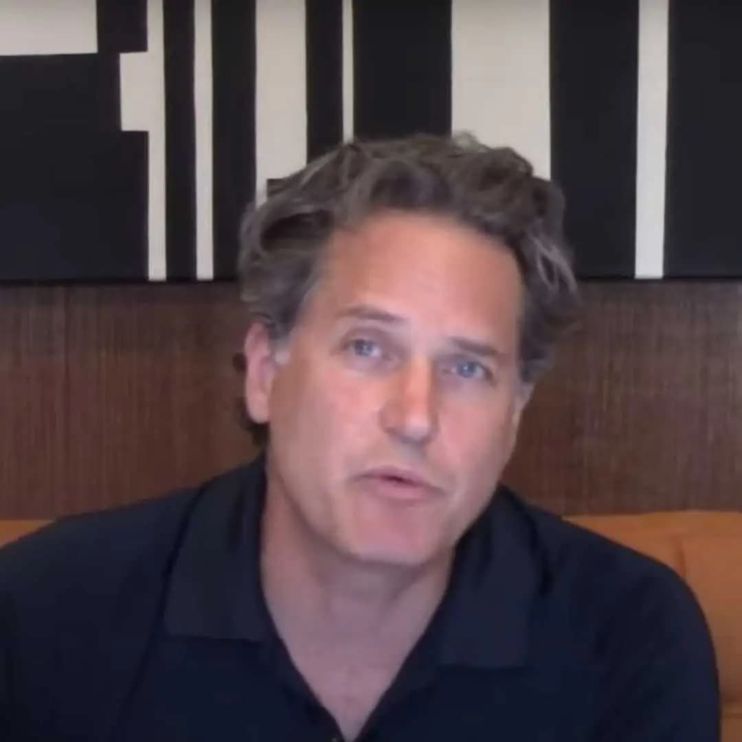 Are seltzers and carbonated beverages okay to drink after surgery?